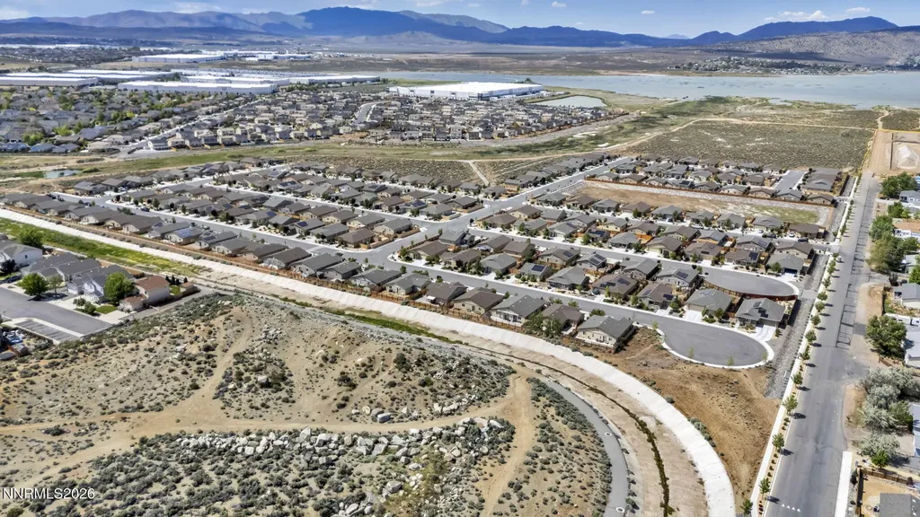 668 Goodsprings Reno NV 89506