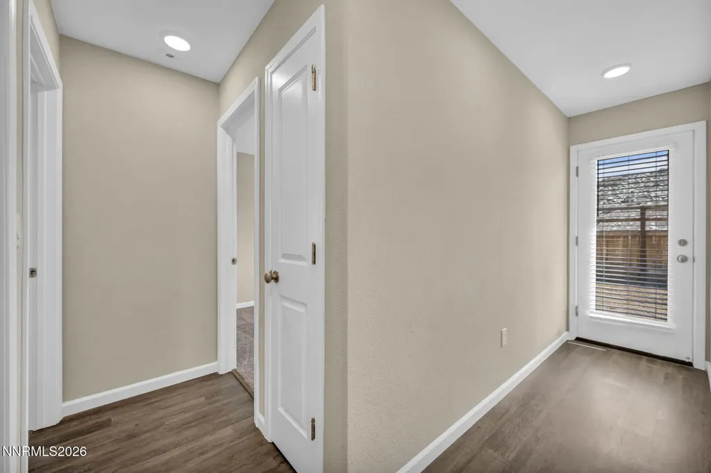 668 Goodsprings Reno NV 89506