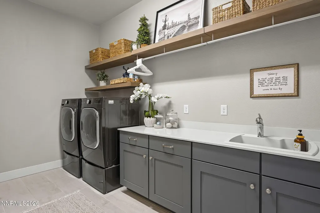 3036 Bristol Reno NV 89521