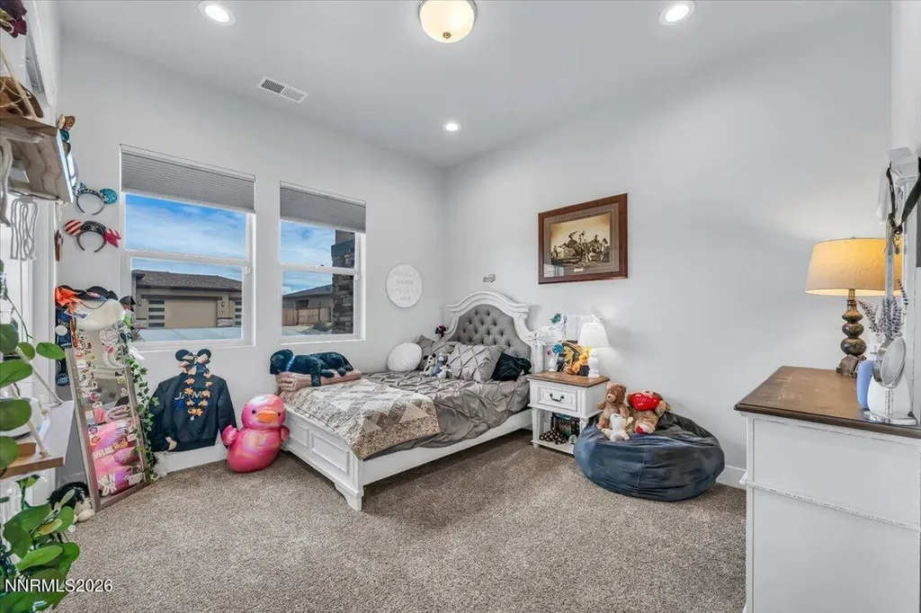 784 Grey Hawk Fernley NV 89408