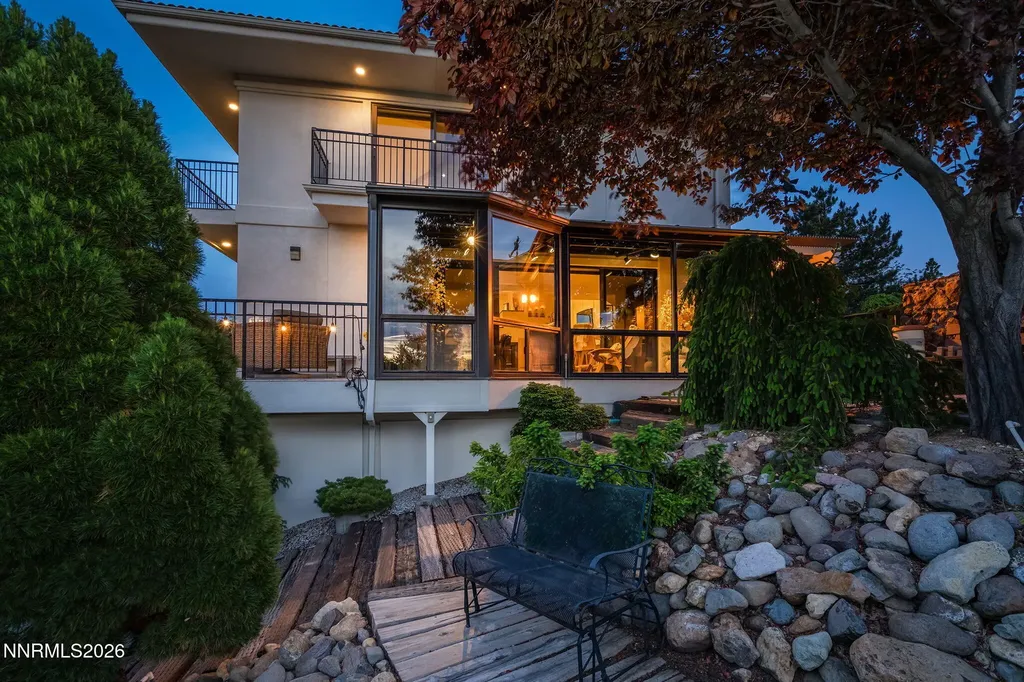 2475 Manzanita Reno NV 89509