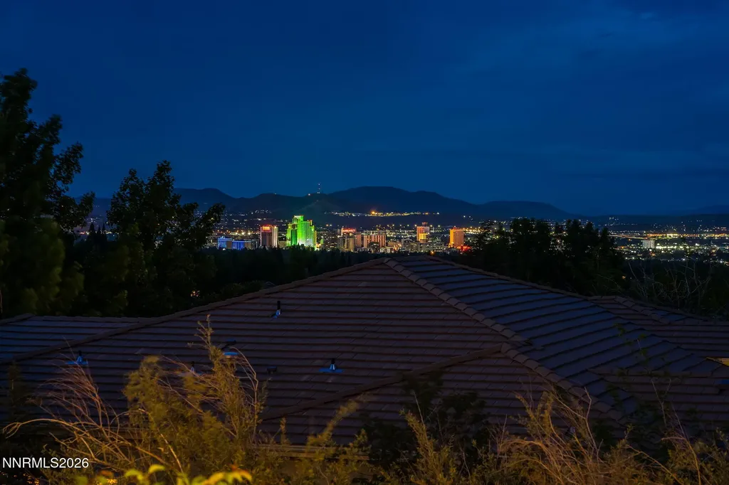 2475 Manzanita Reno NV 89509