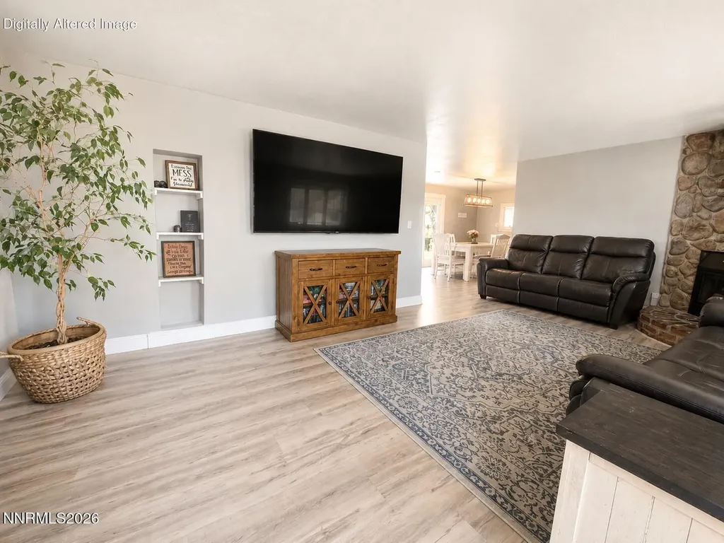 1280 Franklin Gardnerville NV 89460