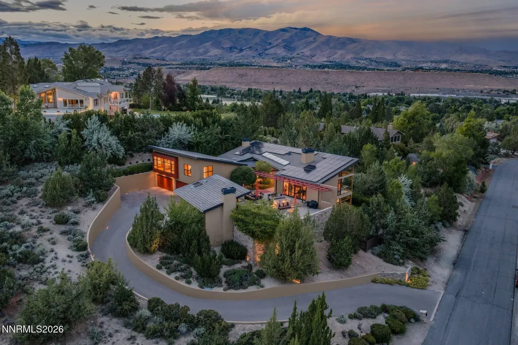 4220 Christy Reno NV 89519
