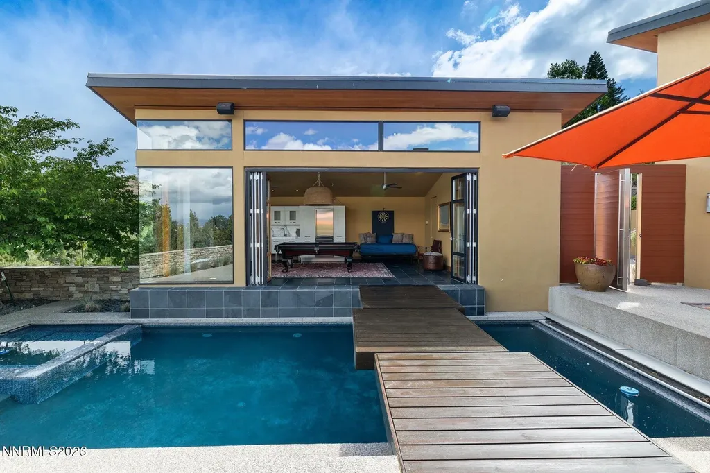 4220 Christy Reno NV 89519