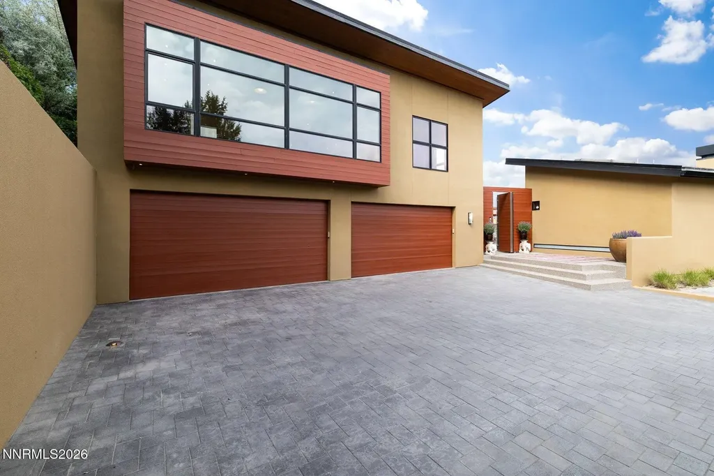 4220 Christy Reno NV 89519