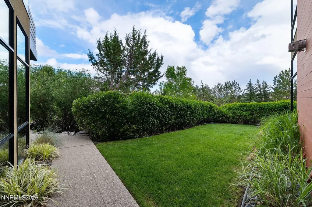 4220 Christy Reno NV 89519