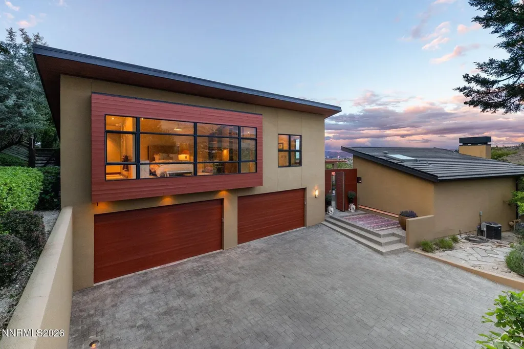 4220 Christy Reno NV 89519