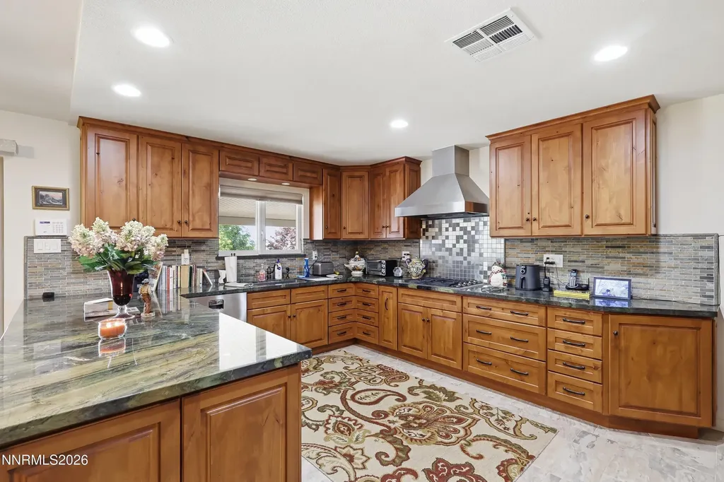 1925 Jungo Gardnerville NV 89410