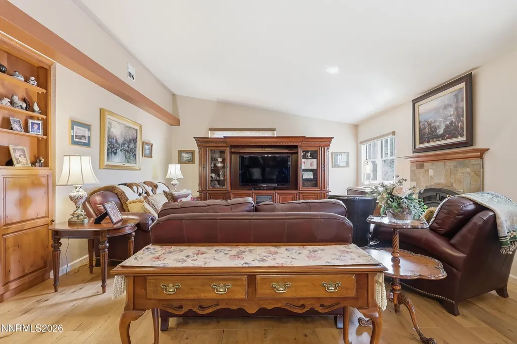 1925 Jungo Gardnerville NV 89410