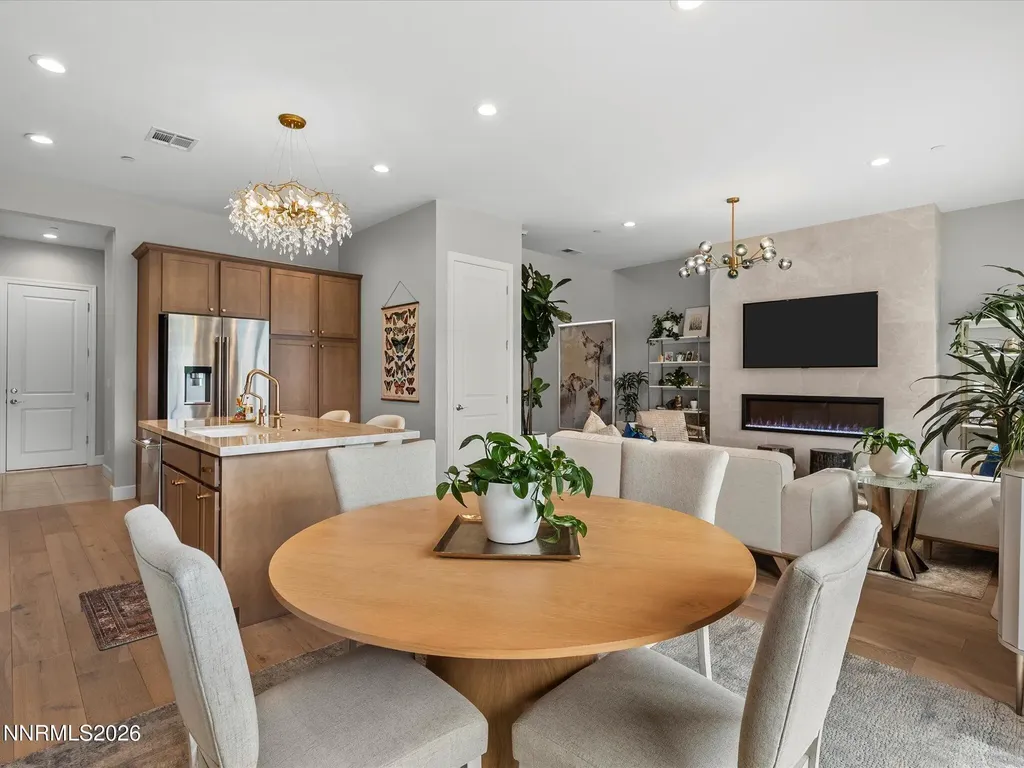 6053 Kelly Heights Reno NV 89519