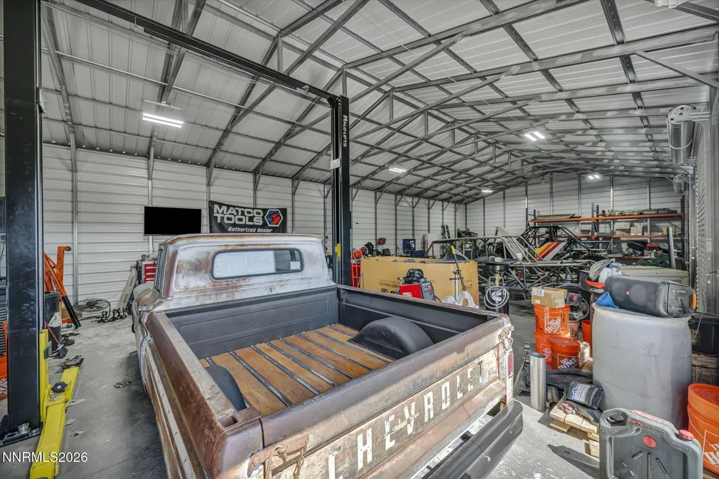 2078 Lonnie Dayton NV 89403