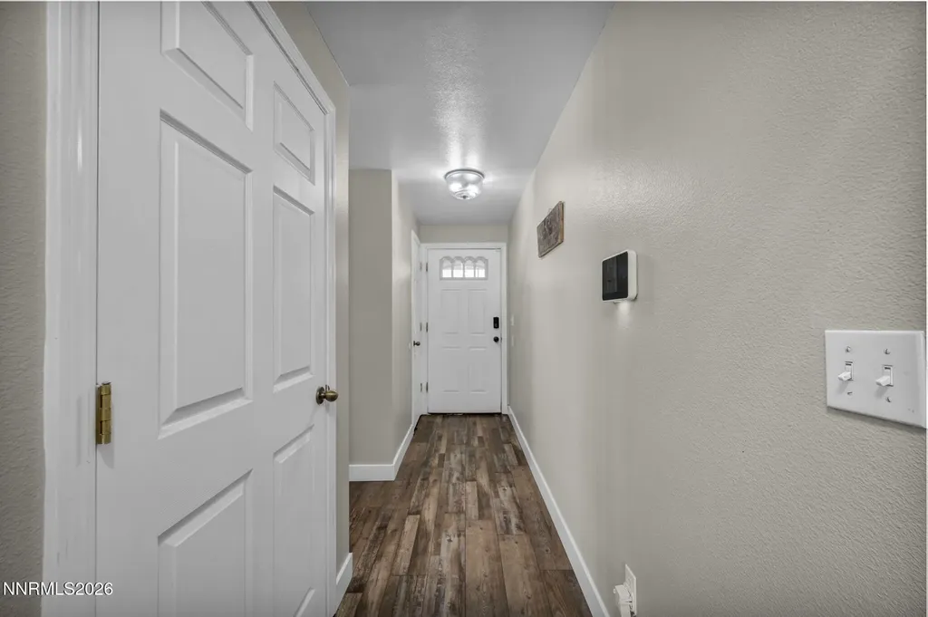 2078 Lonnie Dayton NV 89403