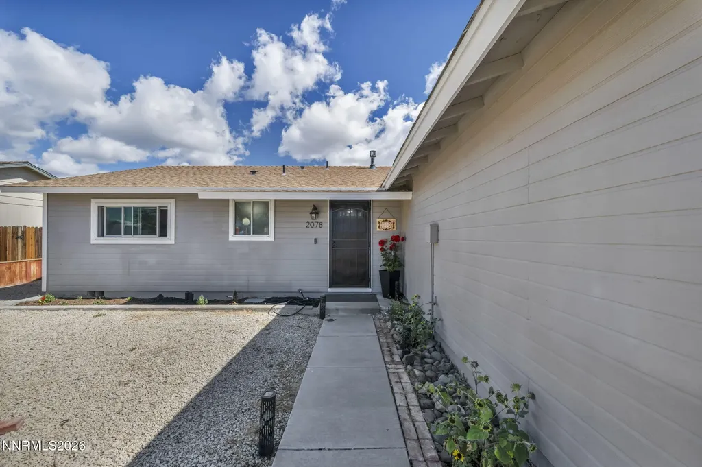2078 Lonnie Dayton NV 89403