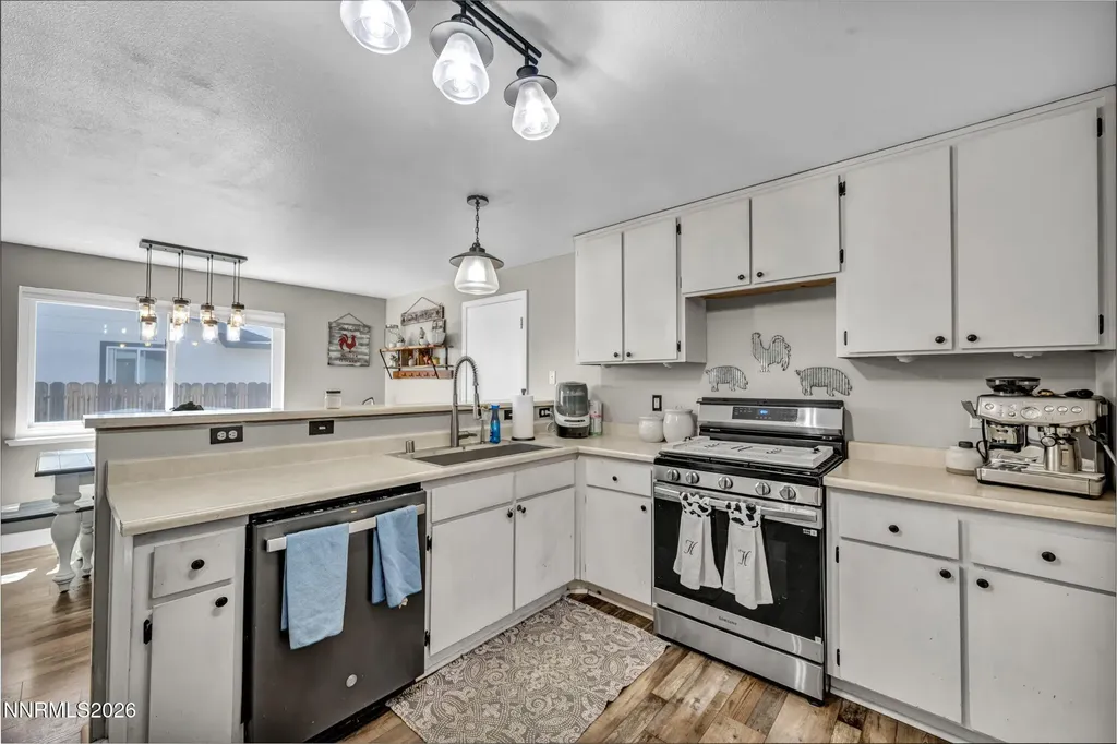 2078 Lonnie Dayton NV 89403