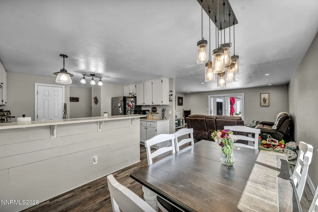 2078 Lonnie Dayton NV 89403