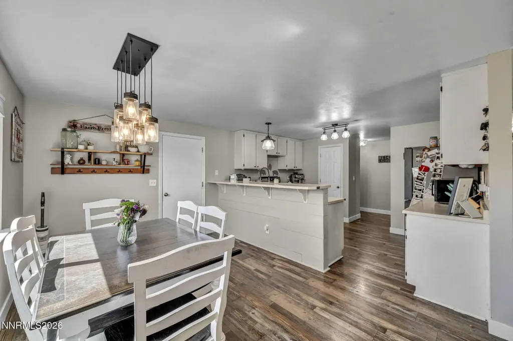 2078 Lonnie Dayton NV 89403