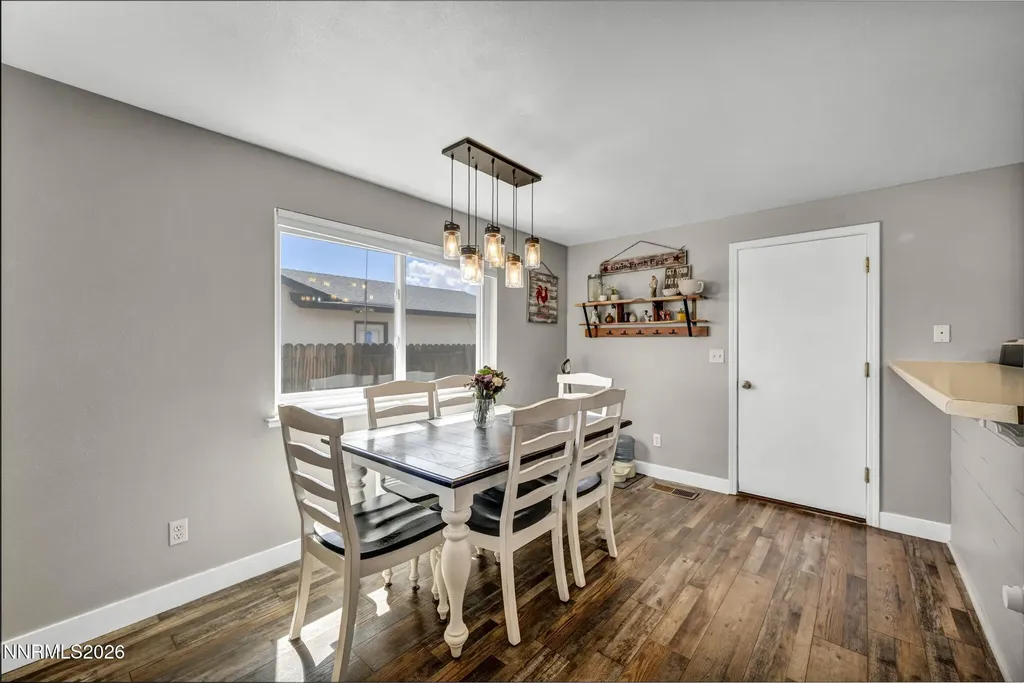 2078 Lonnie Dayton NV 89403