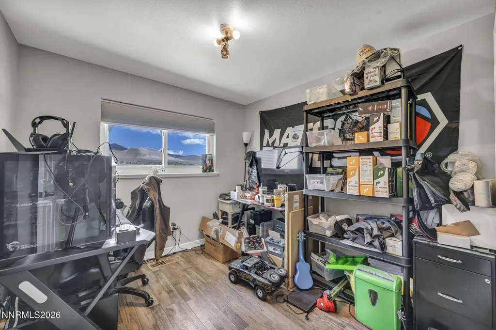 2078 Lonnie Dayton NV 89403