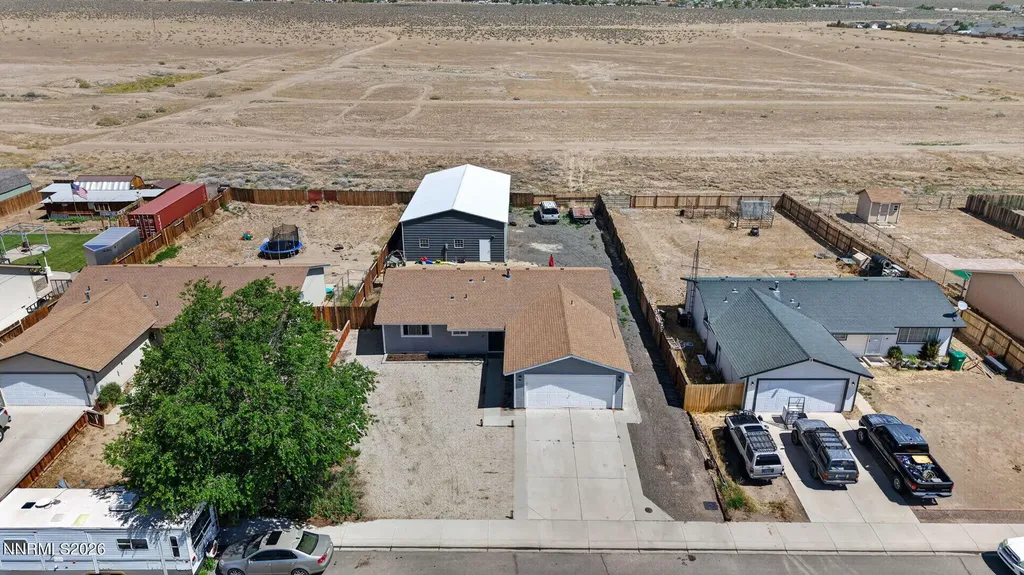 2078 Lonnie Dayton NV 89403