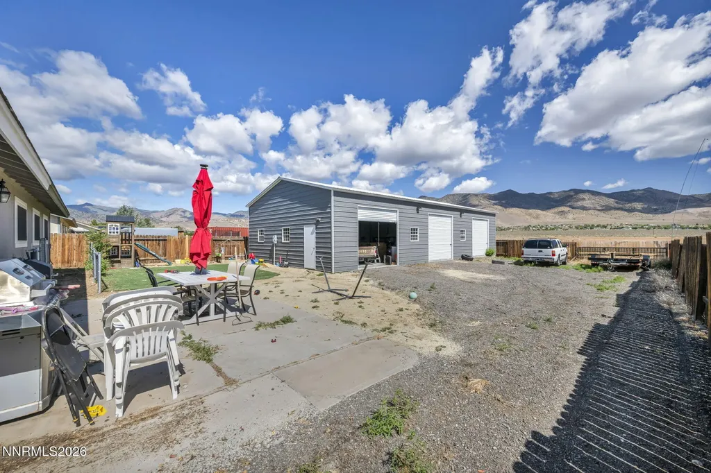 2078 Lonnie Dayton NV 89403