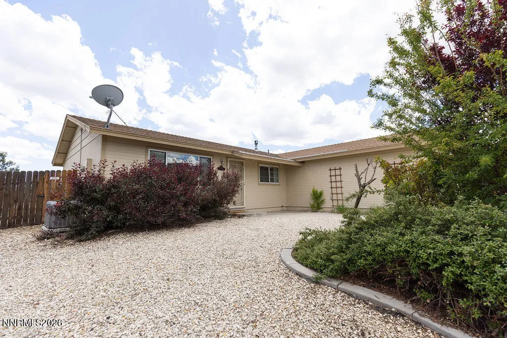 2087 Lonnie Dayton NV 89403