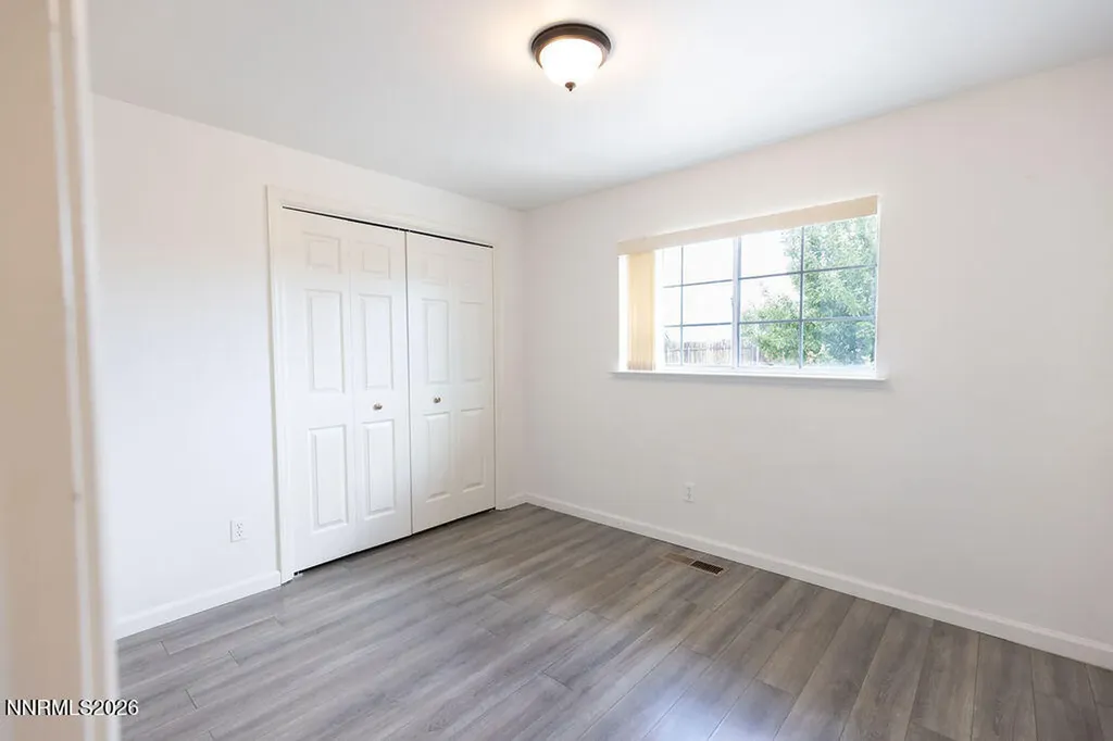 2087 Lonnie Dayton NV 89403