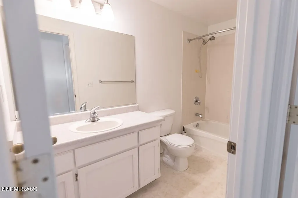 2087 Lonnie Dayton NV 89403