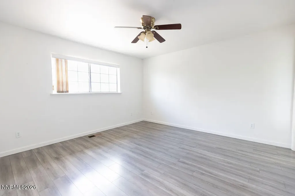 2087 Lonnie Dayton NV 89403
