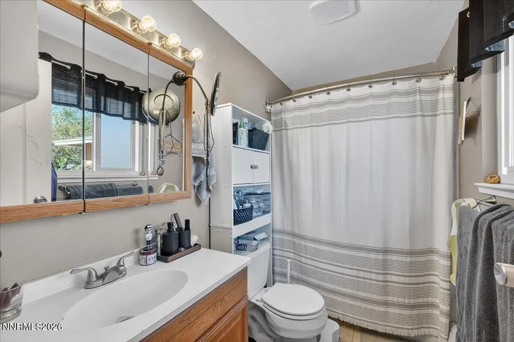 409 Sierra Fernley NV 89408