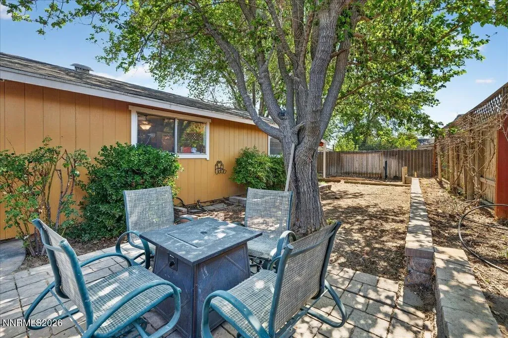 409 Sierra Fernley NV 89408