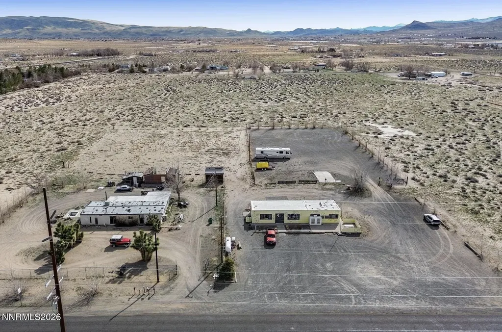 1375 Fir Silver Springs NV 89429