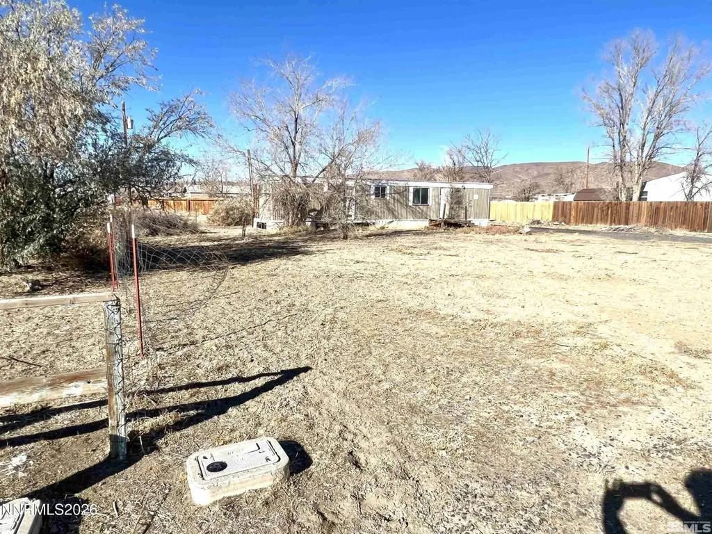 2575 Toiyabe Silver Springs NV 89429