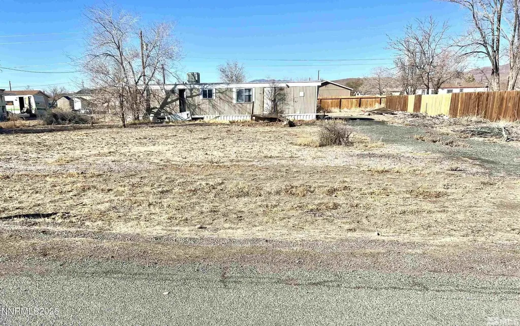2575 Toiyabe Silver Springs NV 89429
