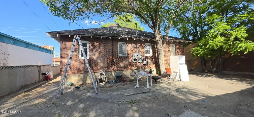 447 Vine Reno NV 89503