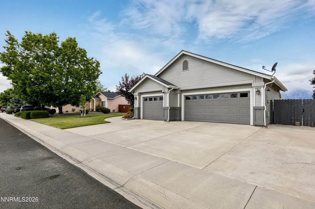 764 Raab Gardnerville NV 89460