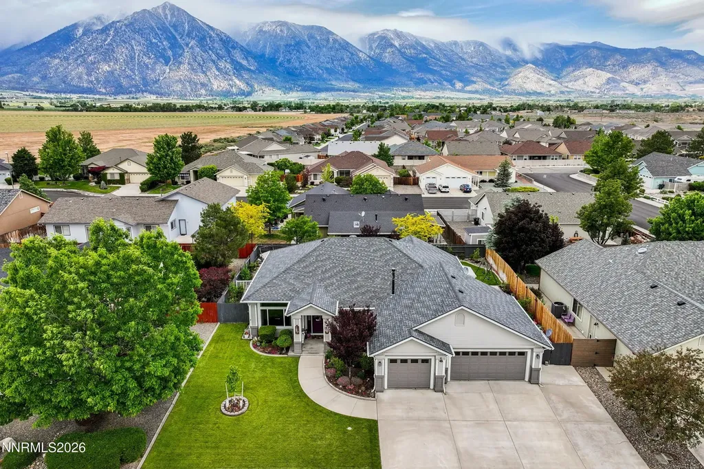 764 Raab Gardnerville NV 89460