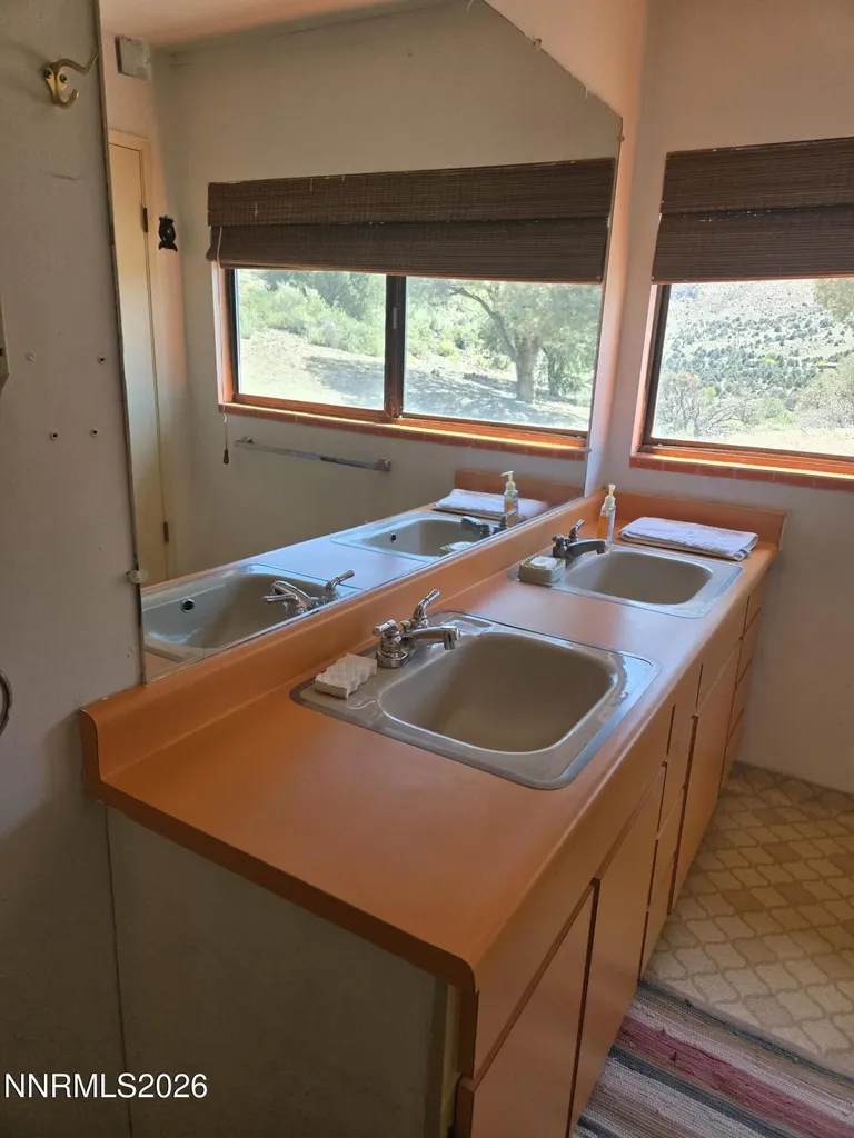 3660 Boulder Wellington NV 89444