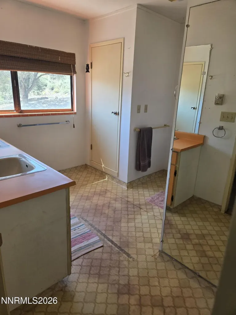 3660 Boulder Wellington NV 89444