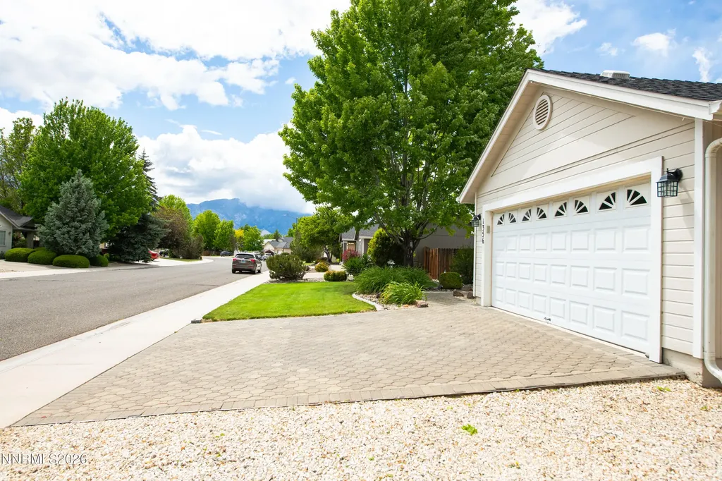 1356 Westminster Gardnerville NV 89410
