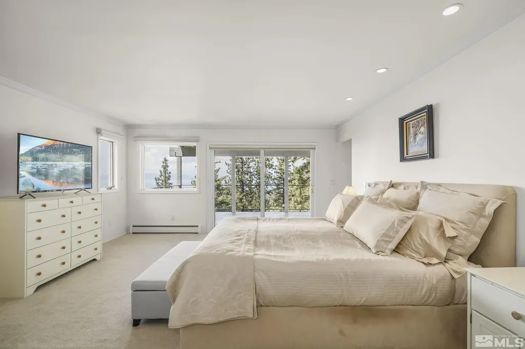 1374 Winding Glenbrook NV 89413