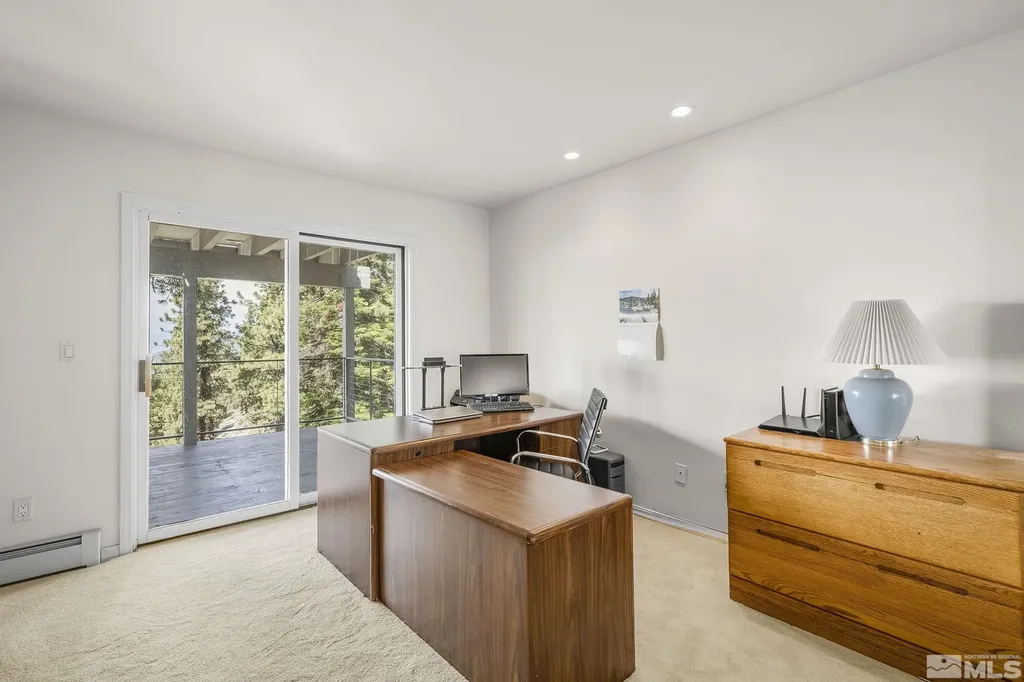 1374 Winding Glenbrook NV 89413