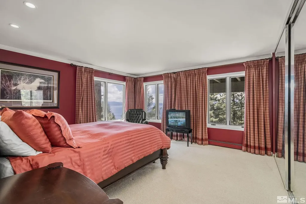 1374 Winding Glenbrook NV 89413