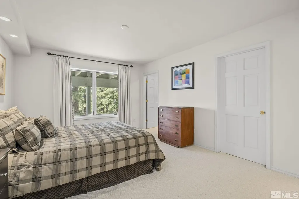 1374 Winding Glenbrook NV 89413