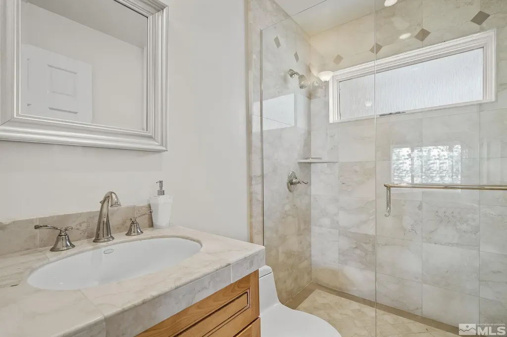 1374 Winding Glenbrook NV 89413
