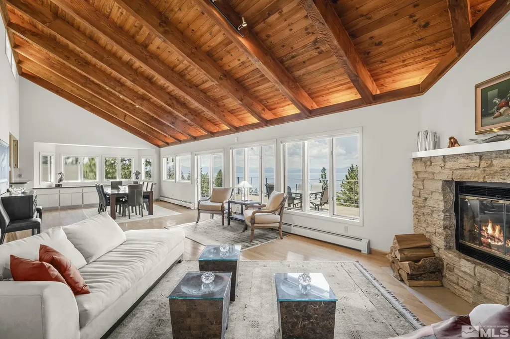 1374 Winding Glenbrook NV 89413