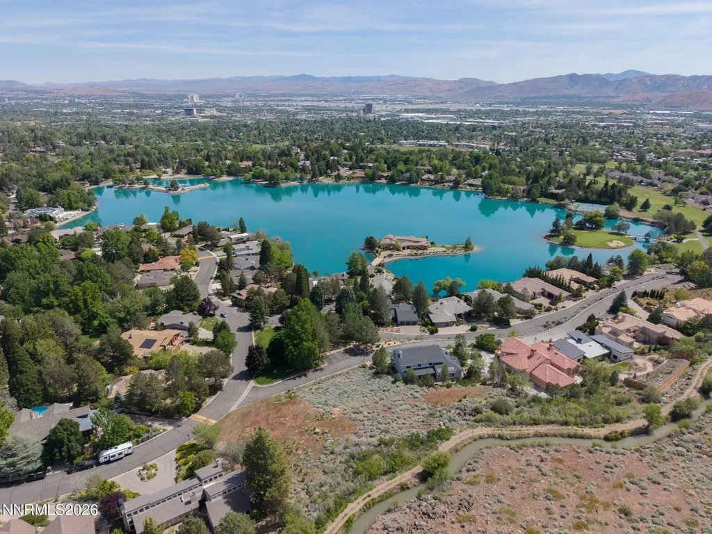 2815 Lake Ridge Reno NV 89519