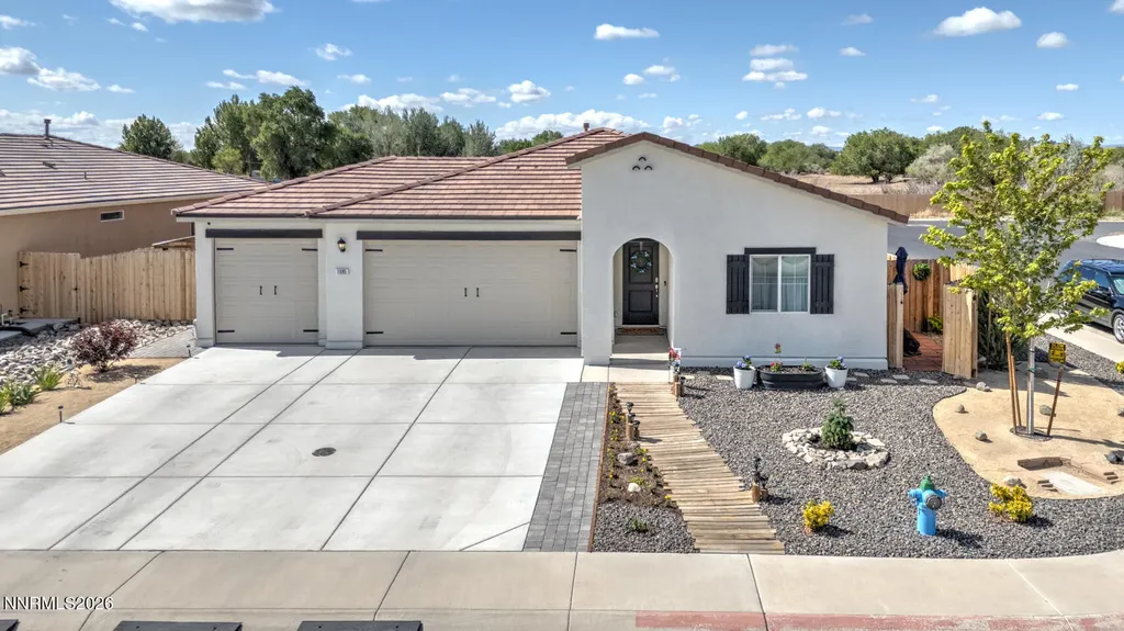 1085 Tamarack Fallon NV 89406
