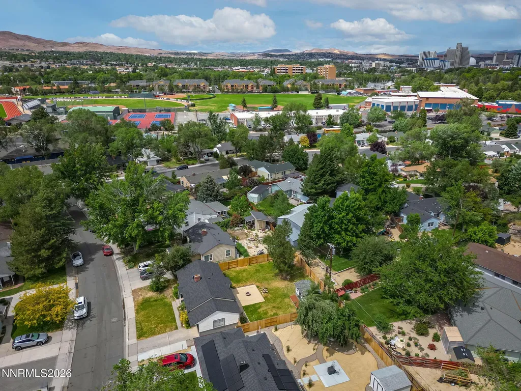 688 Arbutus Reno NV 89509