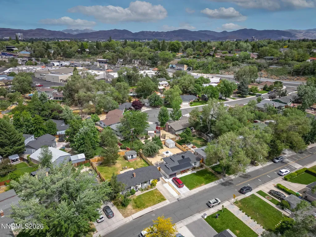 688 Arbutus Reno NV 89509
